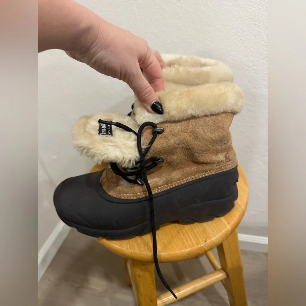 Sorel good used